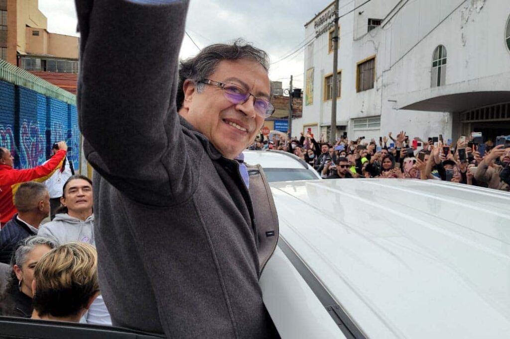 Lula e Ciro parabenizam Gustavo Petro, novo presidente da Colômbia 1 Gustavo Petro e1655727789170
