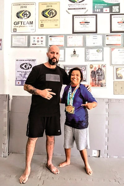 Em busca de apoio, Marcelina é tricampeã sul-americana de parajiu-jítsu 2 Marcelina e Flavio Naval site