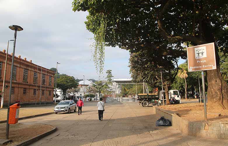Obras na Praça Antônio Carlos devem começar esta semana 1 Praca Antonio Carlos fernando priamo 3