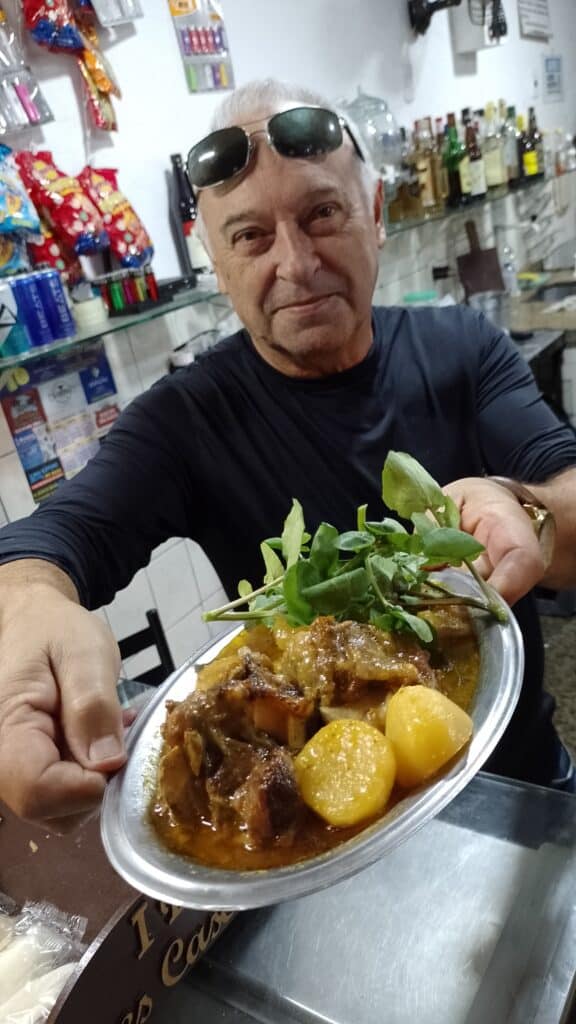 Bar do Ricardo e seus clientes fiéis 4 Ricardo 2