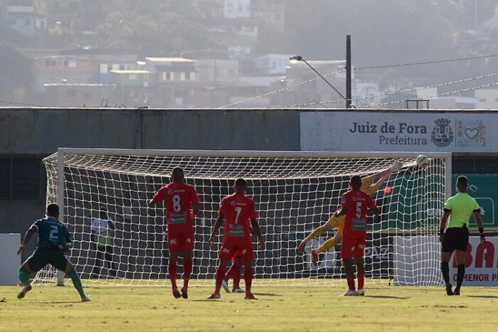 Tupynambás perde para o Ipatinga por 2 a 0 em JF 2 Tupynambas x Ipatinga fernando priamo 5