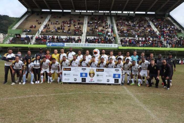 Villa Real comemora título do Regional e já planeja disputa da Segunda Divisão 1 Villa Real x Trintoes foto Gui Almeida 3