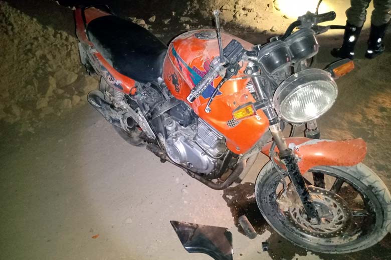 Passageira de motocicleta morre em acidente em Juiz de Fora 1 acidente amg3085 by pmmg