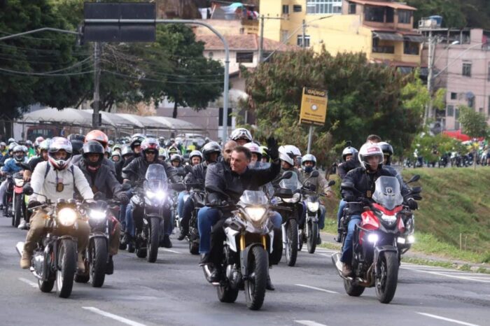 Bolsonaro participa de motociata pelas ruas de Juiz de Fora 2 6 bolsonaro em jf by leonardo costa e1657895384423