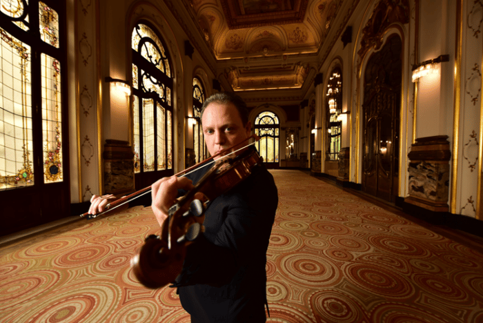 PRADOS Violinista Fabio Brucoli Divulgacao Festival de Musica de Prados