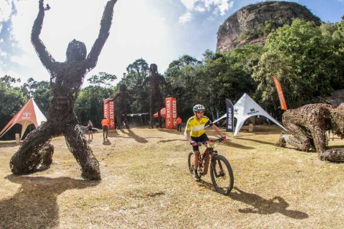 Sertoes MTB Albert Morgen campeao e bike foto Fotop site