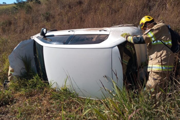 acidente br 267 em penido e1656948316910