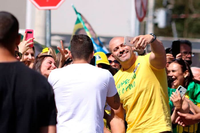 Em Juiz de Fora, Bolsonaro abre campanha e discursa no Calçadão da Rua Halfeld 4 04a Bolsonaro em JF by Leonardo Costa 51