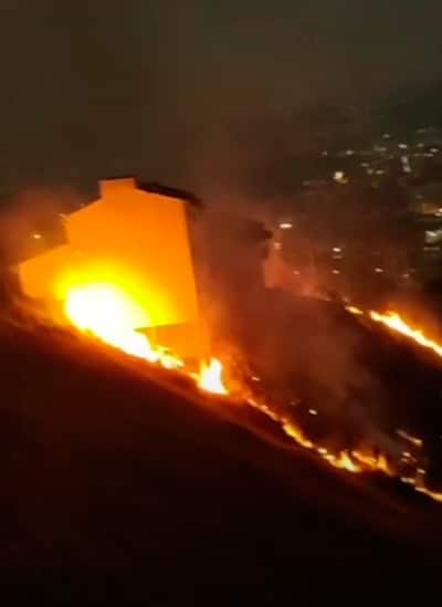 Incêndio na serra do Bandeirantes ameaça casas 1 Indendio Bandeirantes foto reproducao redes sociais2