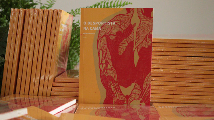 Edmon Neto lança 'O desportista na cama', seu primeiro livro 2 EDMON capa divulgacao