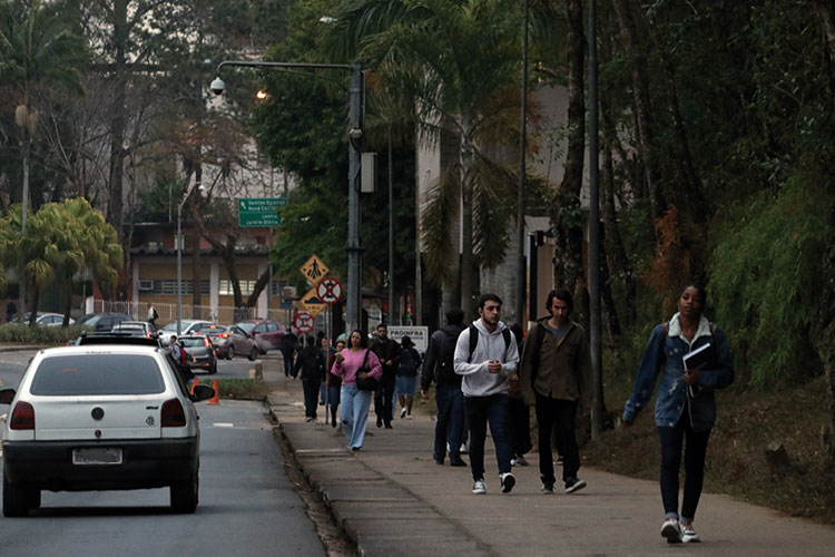 Novo período letivo na UFJF reúne 16 mil estudantes em JF e Governador Valadares 1 Felipe Couri UFJF3