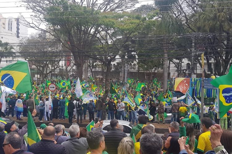 MOVIMENTO DIREITA NAO CREDITAR 03 MOVIMENTO DIREITA NAO CREDITAR 03