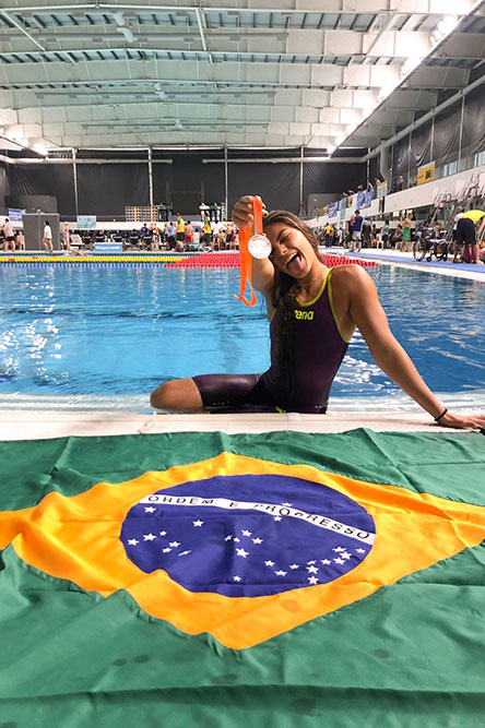 Juiz-forana Manu Ribeiro conquista prata na natação pela Seleção Brasileira 1 Manu Ribeiro