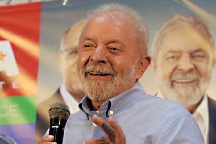 Luiz Inácio Lula da Silva é eleito presidente do Brasil 1 lula