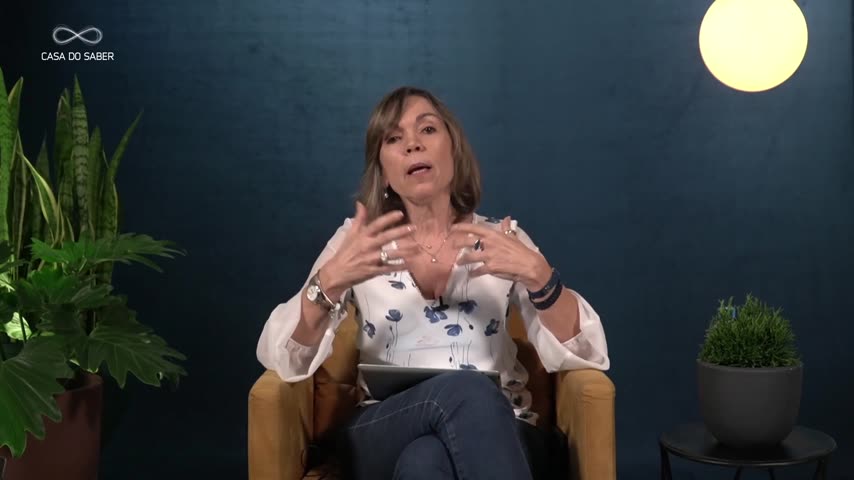 Uma Introdução Guiada e Descomplicada ao Pensamento de Jung 1 Uma Introdução Guiada e Descomplicada ao Pensamento de Jung Lilian Wurzba 2