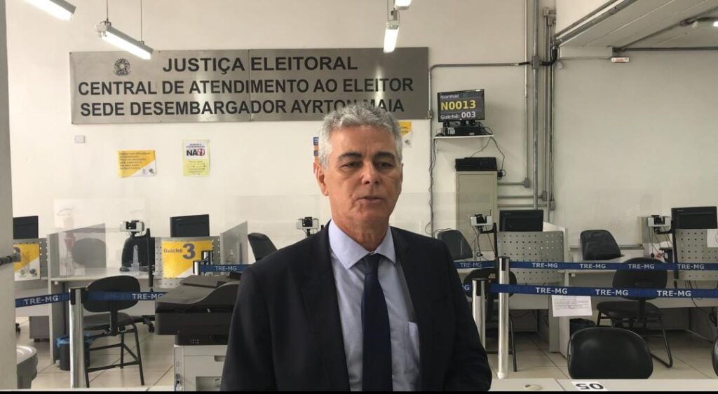 Manhã de votação transcorre sem registro de crimes eleitorais 1 juiz eleitoral by felipe couri