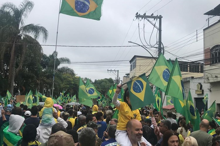 Bolsonaristas fazem manifestação no Mariano Procópio 1 manifestacao intervencao 2 felipe couri