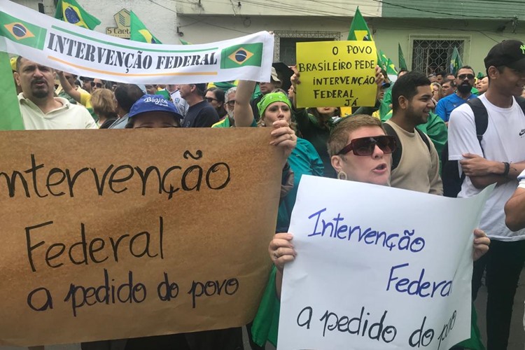 Bolsonaristas fazem manifestação no Mariano Procópio 2 manifestacao intervencao 3 felipe couri
