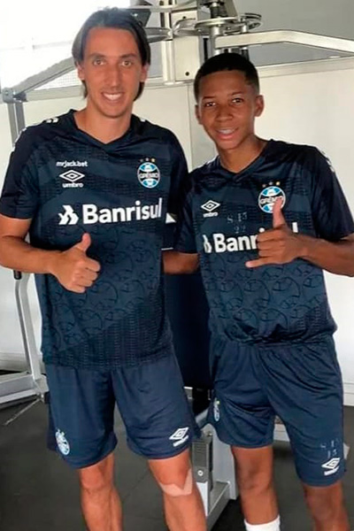 Juninho e Geromel Gremio foto arquivo pessoal interna site