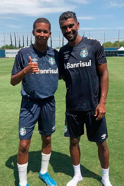 Juninho e Thiago Santos Gremio foto arquivo pessoal