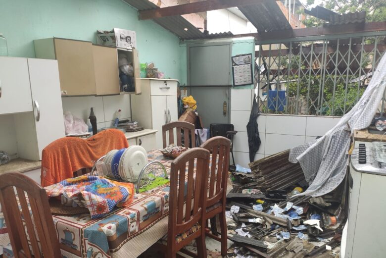 Corpo de vítima é encontrado sob escombros em imóvel que desabou após explosões 5 casa atingida pela explosao by gabriel silva e1673006394772