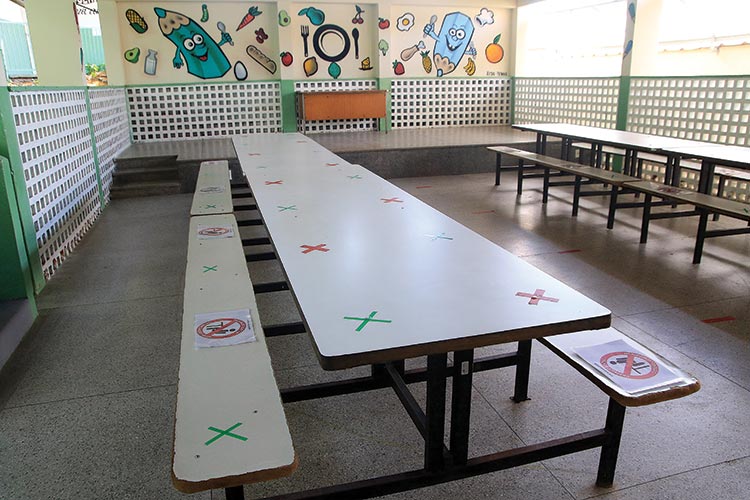 Prefeitura adia contratação de professores para EJA 1 escola fernando priamo arquivo tm
