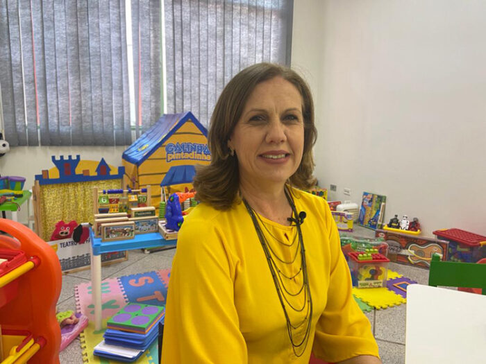 Funalfa retoma proposta para troca de livros no Centro de Juiz de Fora 3 prof Maisa divulgacao