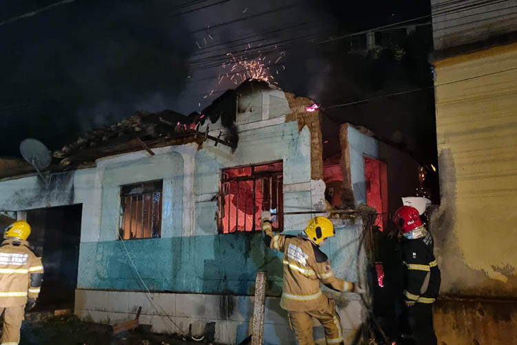 1incendio credito bombeiros conselheiro lafaiete