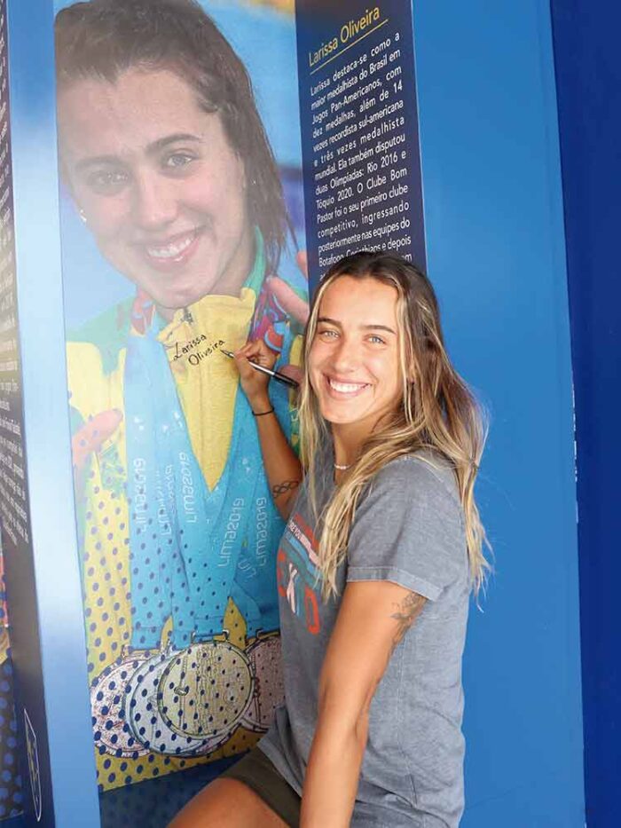 'Concluí meus objetivos', avalia a campeã mundial de natação Larissa Oliveira 2 2Larissa Oliveira Jessica Pereira CBP