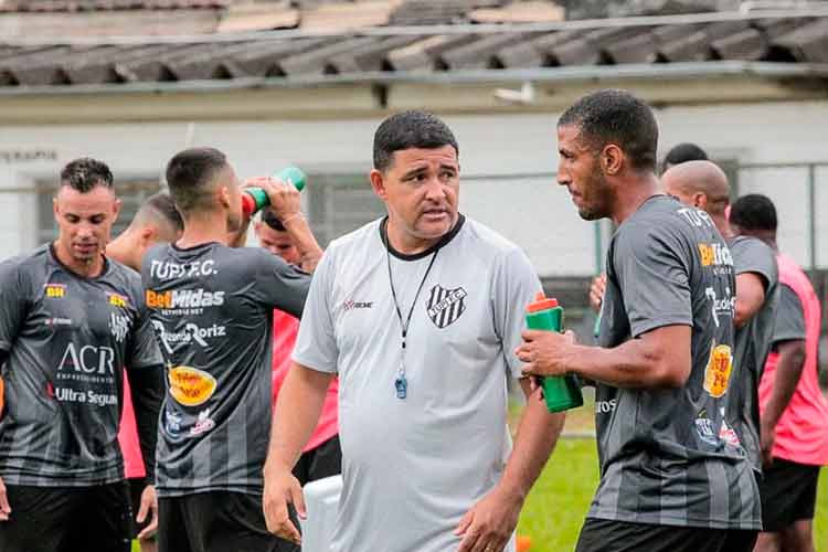2TUPI Tiago Castilho Tupi FC