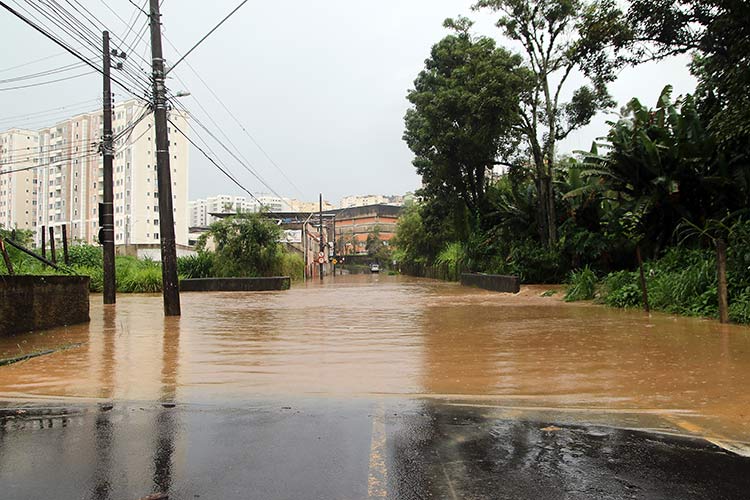 Solução para enchentes em Santa Luzia custará mais de R$ 200 milhões 5 CHUVA DEMOCRATA E VALE DO IPE fernando priamo 4
