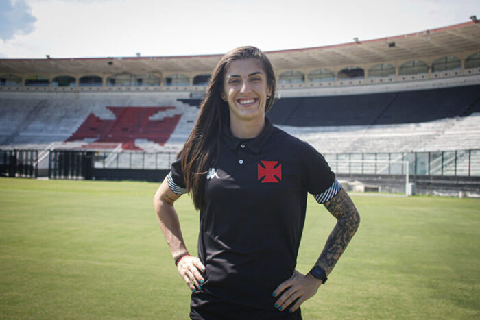 Juiz-foranas do futebol feminino vibram com avanços no esporte 4 Jaqueane Vasco