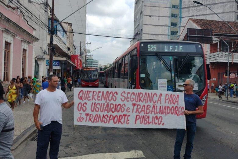 Protesto onibus getulio e rio branco 1 e1679927906995