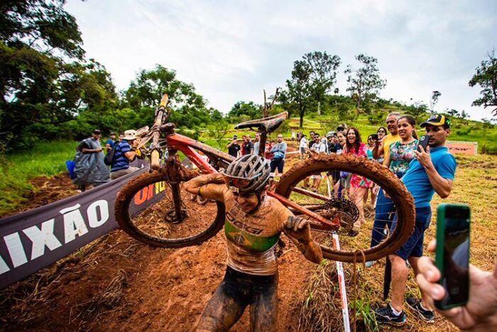 Luiz Henrique Cocuzzi e Raiza Goulão vencem o Desafio de Gigantes de MTB 1 Raiza. Foto Alemao Silva Divulgacao