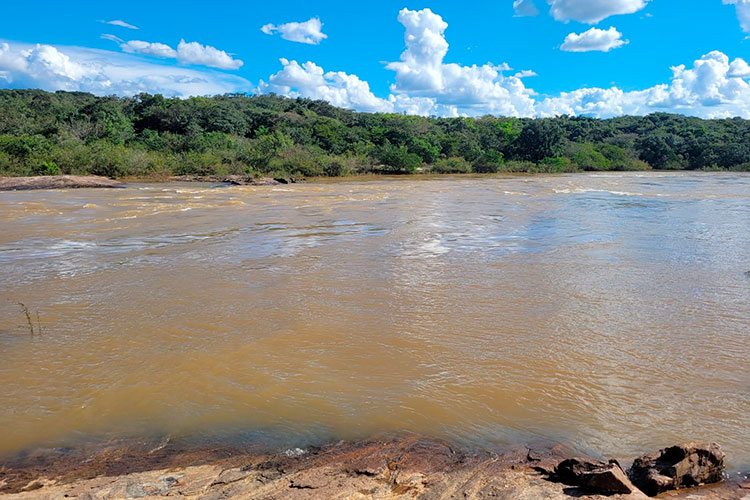 Idoso submerge em rio enquanto pescava em Nazareno 1 buscas nazareno by bombeiros