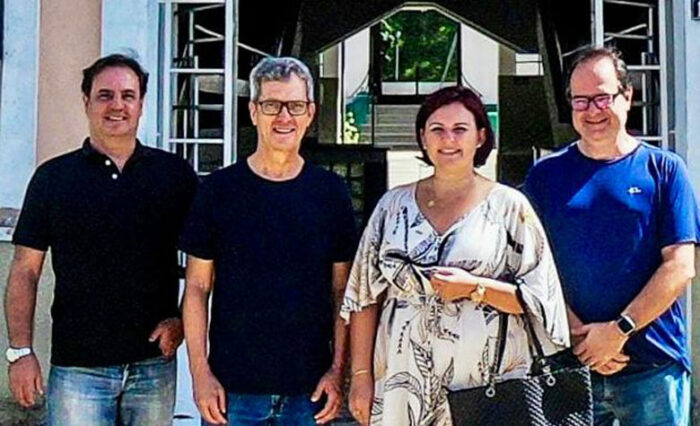 Coluna Cesar Romero - 05 e 06 de março de 2023 18 quatro pessoas 030323 Eles acontecem enviada pelo CR