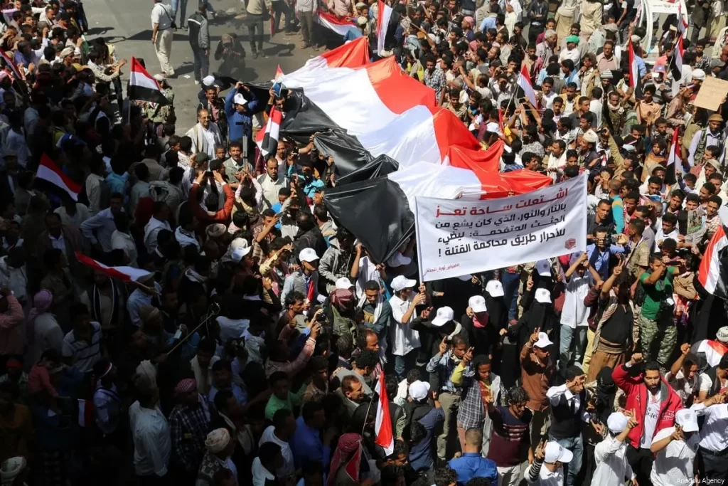 Tragédia em evento de caridade no Iêmen resulta em 85 mortos 1 20170211 Yemen revolution 6yearson 6