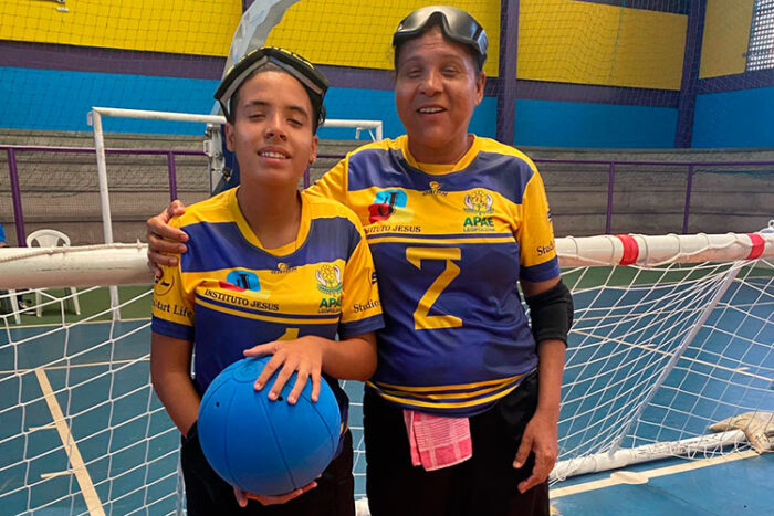 Juiz-foranas, mãe e filha deficientes visuais se preparam para o Brasileiro de Goalball 1 Goalball. Foto Arquivo pessoal