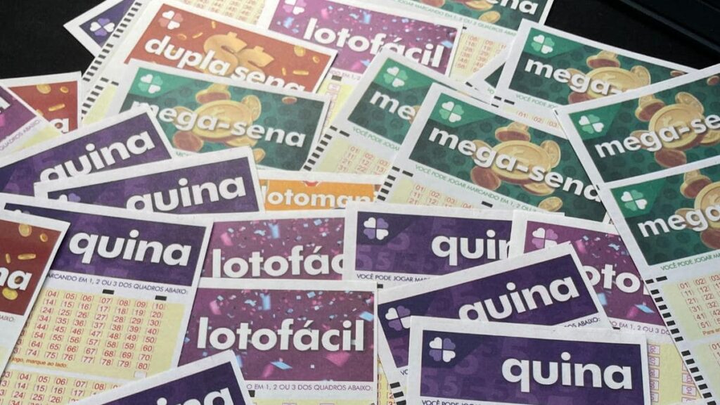 Confira o resultado da Quina 6138 desta segunda-feira, 02/05/2023; e também de outras 5 loterias. 1 Resultado das Loterias Caixa Mega sena lotofacil quina dupla sena lotomania 2 min 1