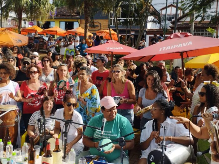 Movimento Samba das Mulheres comemora um ano na praça de Santa Luzia 1 WhatsApp Image 2023 04 27 at 15.49