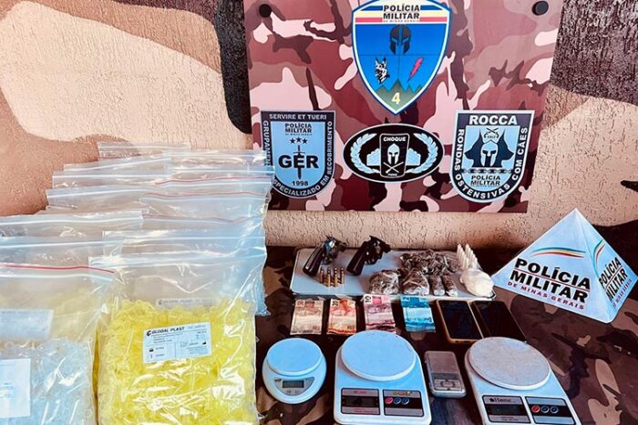 Ações de combate ao tráfico de drogas deixam seis presos em JF 2 trafico jardim natal divulgacao pm