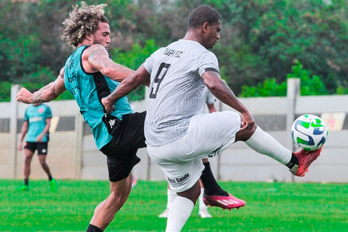 Tupi sofre goleada para o Vasco em jogo-treino no Rio 1 tupi vasco by tiago castilho
