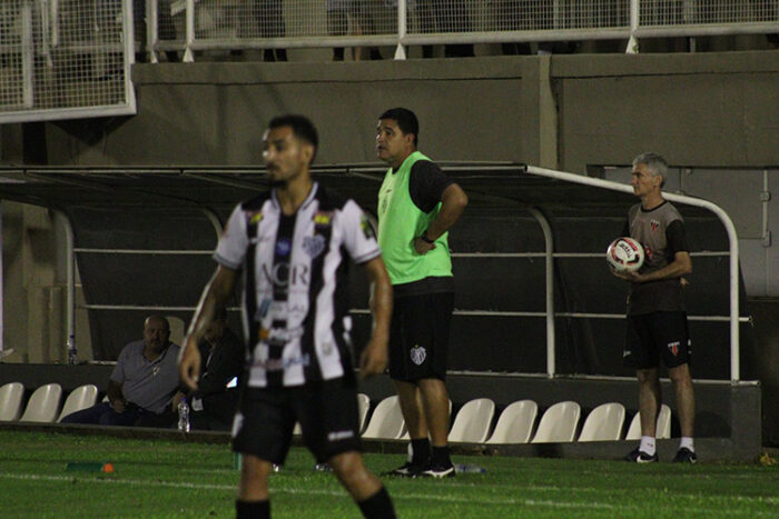Após primeira derrota, Tupi enfrenta o Aymorés em Juiz de Fora 1 tinoco by Brunno Estevao