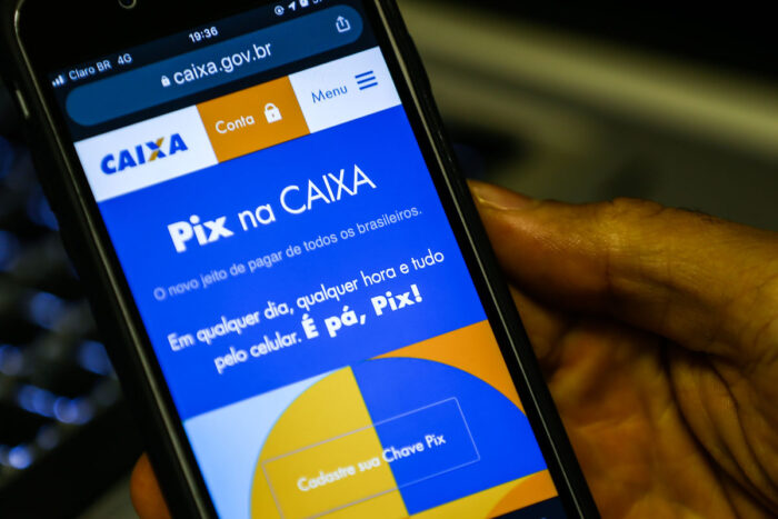 Planalto ordena que Caixa recue sobre cobrança de Pix para empresas 1 pix não será cobrado pela caixa por enquanto