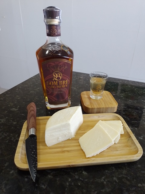Viola, cachaça, costela e queijo 2 Queijo e Cachaca