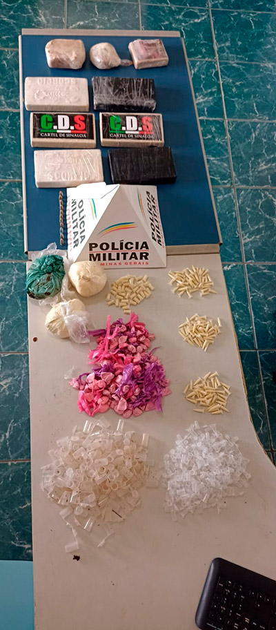 Mais de 300 porções de drogas são encontradas enterradas em tambor em mata 1 apreensao drogas tambor alem paraiba by pm