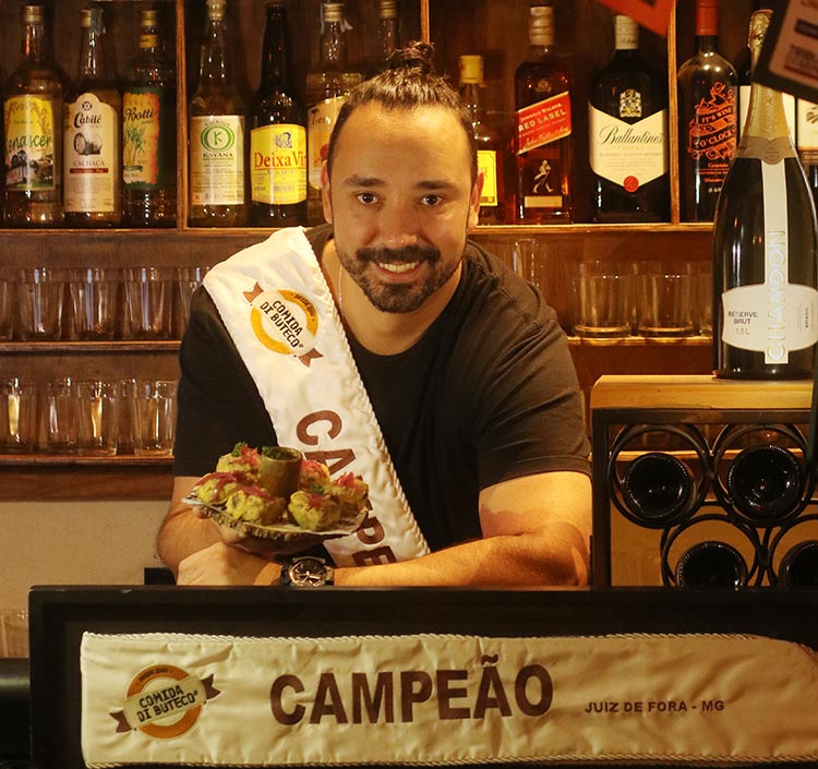 Um novo jeito de preparar chouriço - e vencer o Comida di Buteco 2 comida di buteco pao moiado Felipe Couri 1
