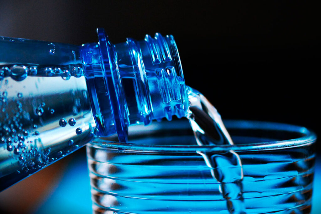 Garrafa de água pode ser mais suja que assento de vaso sanitário 1 garrafa agua by pixabay