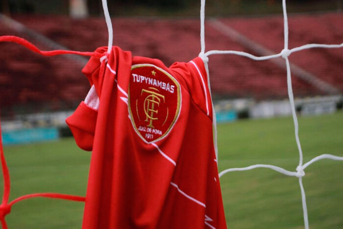 Cenário do futebol profissional em Juiz de Fora é incerto 1 tupynambas escudo by marcelo costa tupynambas