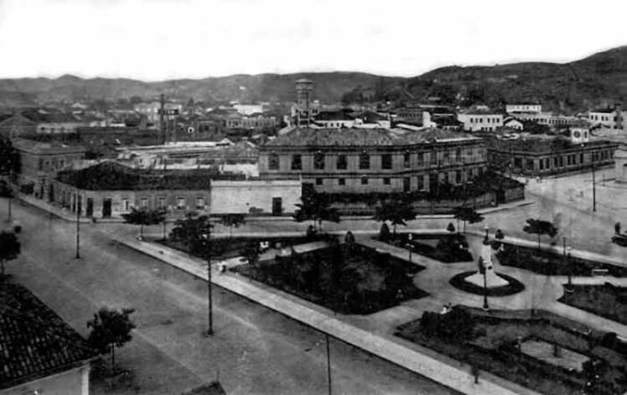 Funalfa não tem prazo para reinstalação de monumento tombado na Praça Antônio Carlos 1 MAURICIO RESGATANDO O PASSADO4